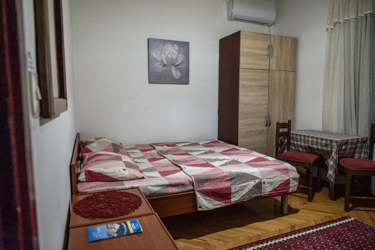 Hostel Center Ulcinj Luaran gambar